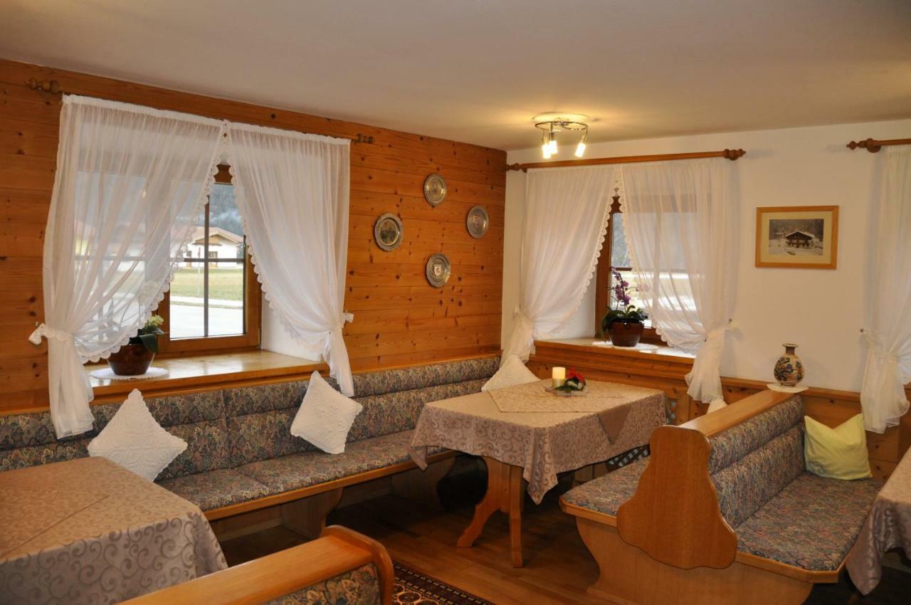 Stoeffelhof Bed and Breakfast Leutasch Esterno foto